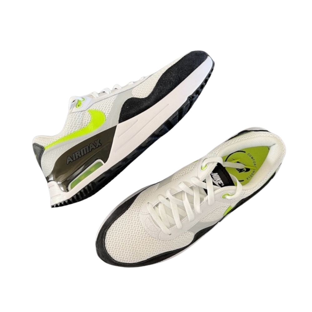 NEW  NIKE AIR MAX SYSTM